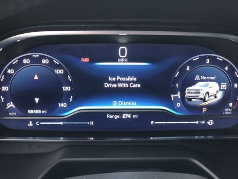 Used 2023 Chevrolet Suburban Premier image 17