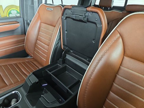 Certified 2025 GMC Sierra 1500 Denali Ultimate image 28