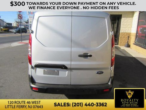 Used 2019 Ford Transit Connect XLT image 10