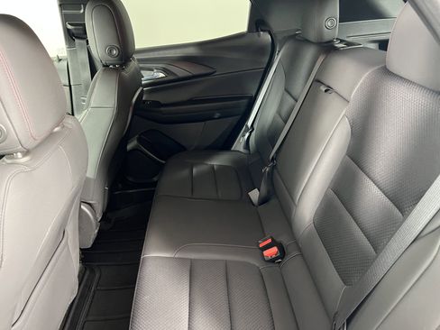 Used 2023 Chevrolet TrailBlazer RS w/ Convenience Package FWD image 19