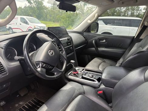 Used 2021 Nissan Armada SV AWD/4WD image 9