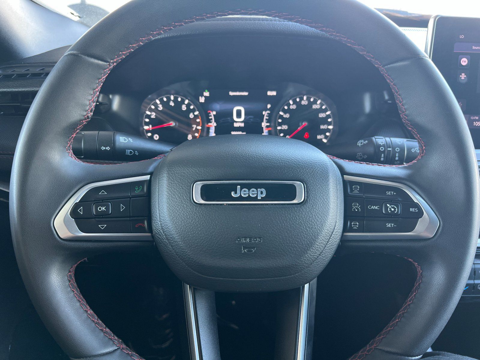 Used 2025 Jeep Compass Trailhawk AWD/4WD image 22