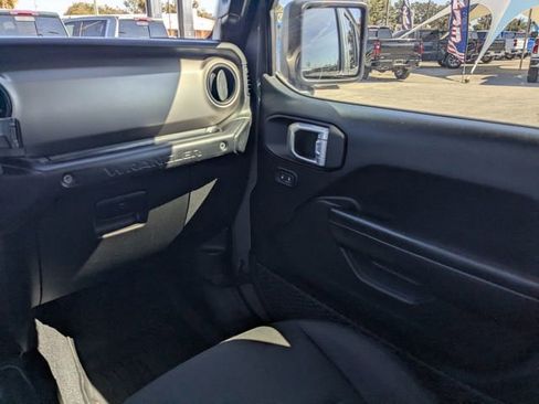 Used 2020 Jeep Wrangler Unlimited Sport S image 16