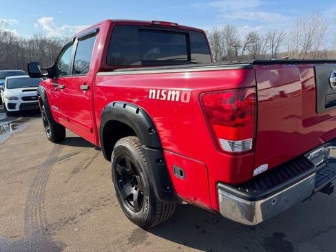 Used 2012 Nissan Titan SV image 10