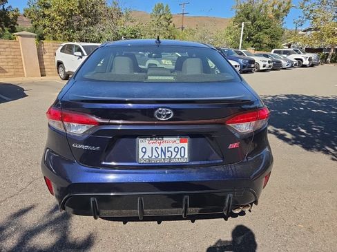 Used 2024 Toyota Corolla SE w/ SE Premium Package FWD image 4