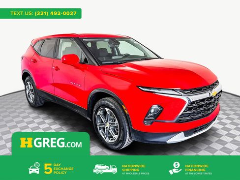 Used 2024 Chevrolet Blazer LT image 1