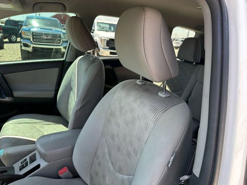 Used 2012 Toyota RAV4 4WD w/ Value Pkg image 37