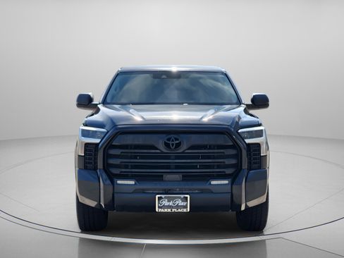 Used 2022 Toyota Tundra SR5 AWD/4WD image 6
