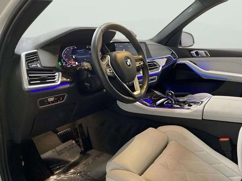 Used 2023 BMW X5 xDrive40i w/ Premium Package image 13