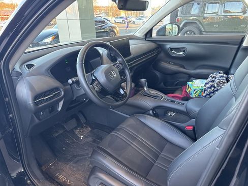 Used 2025 Honda HR-V EX-L image 9