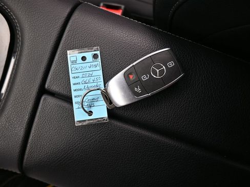 Used 2024 Mercedes-Benz GLE 450 4MATIC image 22