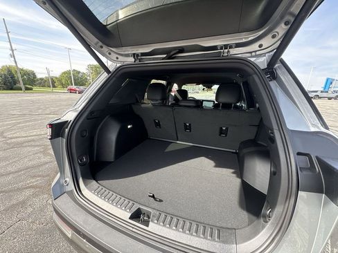 New 2026 Chevrolet Equinox ACTIV AWD/4WD image 19