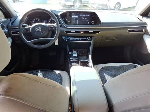 Used 2023 Hyundai Sonata SE image 13