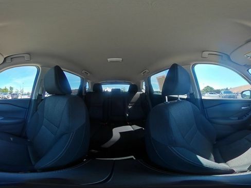 Used 2025 Nissan Rogue SV FWD image 44
