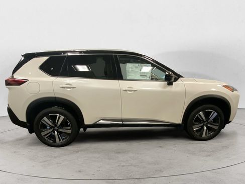 Used 2023 Nissan Rogue SL AWD/4WD image 7
