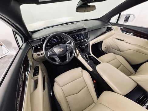Used 2019 Cadillac XT5 Luxury image 11