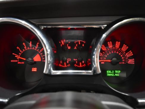 Used 2009 Ford Mustang GT Premium RWD image 18