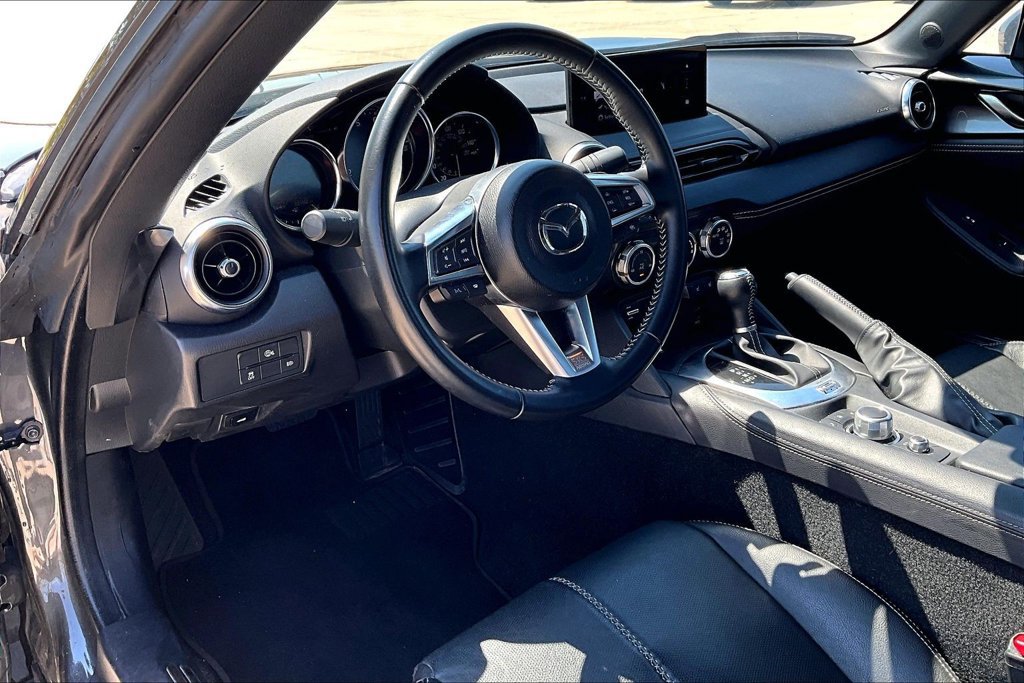 Used 2025 MAZDA MX-5 Miata RF Grand Touring RWD image 15