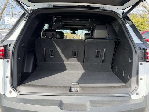 Certified 2023 Chevrolet Traverse RS image 8