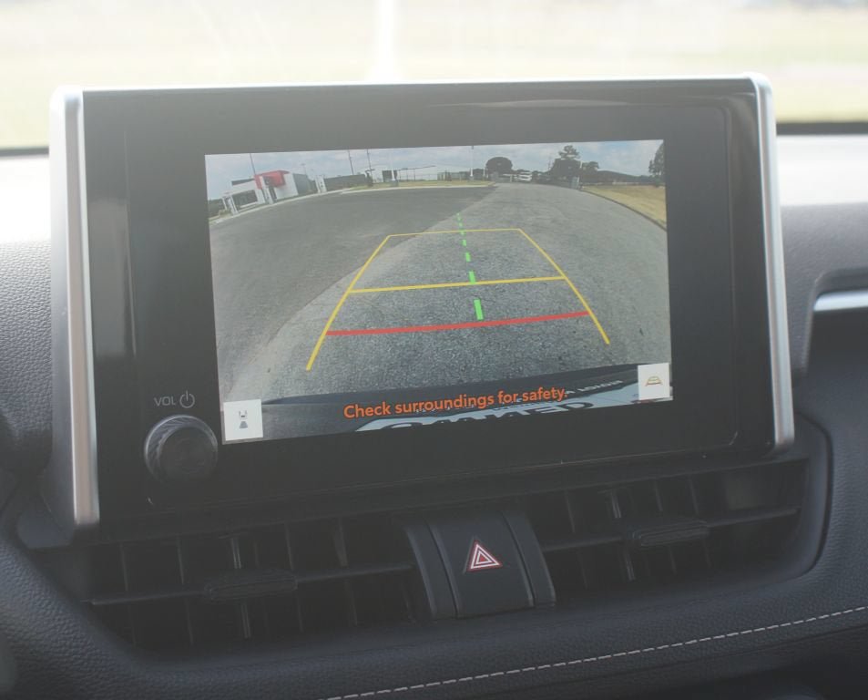 Used 2025 Toyota RAV4 XLE AWD/4WD image 7
