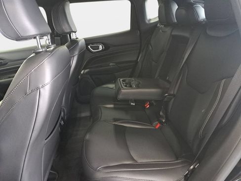 Certified 2023 Jeep Compass High Altitude AWD/4WD image 14