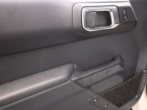 New 2025 Ford Bronco Badlands image 13