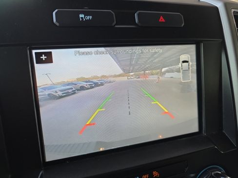 Used 2016 Ford F150 Lariat image 12