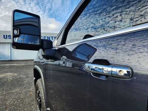 Used 2024 Chevrolet Silverado 2500 LTZ w/ LTZ Convenience Package image 41