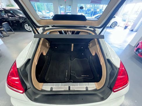 Used 2015 Porsche Panamera 4 image 18