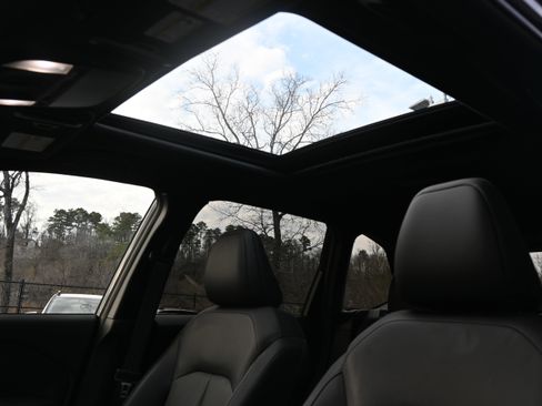 Used 2025 Subaru Forester Limited image 30