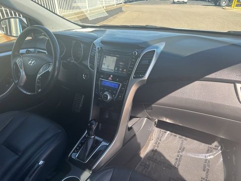 Used 2016 Hyundai Elantra GT w/ Option Group 03 image 23