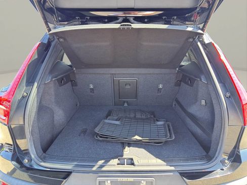Used 2019 Volvo XC40 T5 Momentum AWD/4WD image 20