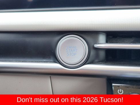 Used 2026 Hyundai Tucson SEL FWD image 28