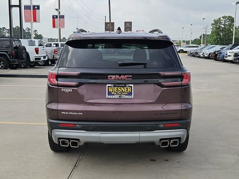 Used 2024 GMC Acadia Elevation w/ Luxury Package FWD image 6