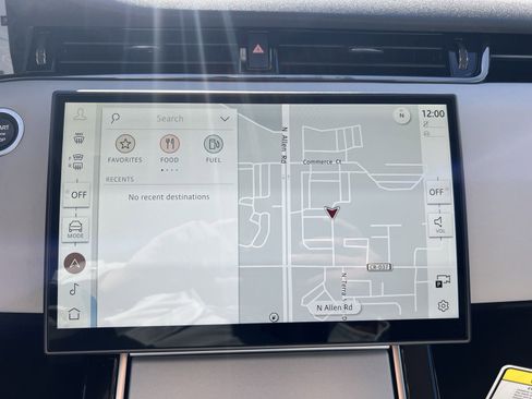 New 2025 Land Rover Range Rover Evoque Dynamic SE image 14