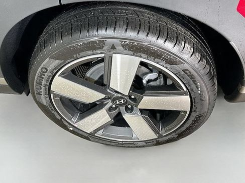 Used 2026 Hyundai Santa Fe Limited AWD/4WD image 21