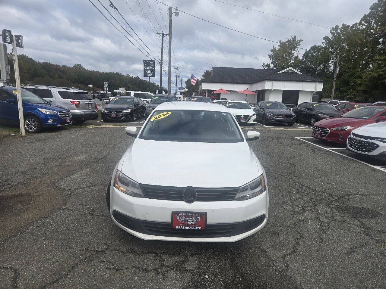 Used 2014 Volkswagen Jetta SE FWD image 9
