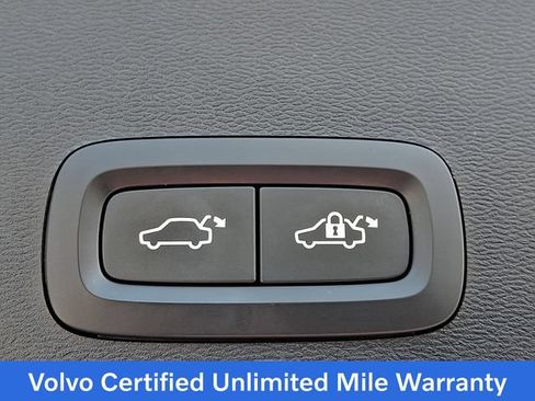 Used 2021 Volvo XC40 T5 R-Design w/ Advanced Package AWD/4WD image 30