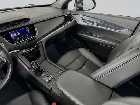 Used 2023 Cadillac XT5 Premium Luxury image 25