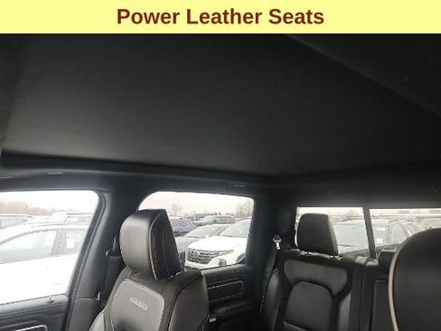 Used 2023 RAM 1500 Laramie AWD/4WD image 11