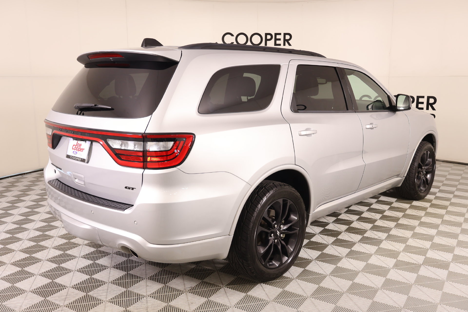 Used 2025 Dodge Durango GT AWD/4WD image 23