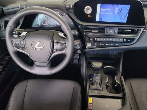 Used 2025 Lexus ES 350 w/ Premium Package image 28