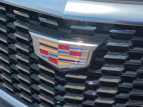 Used 2023 Cadillac XT5 Luxury FWD image 30