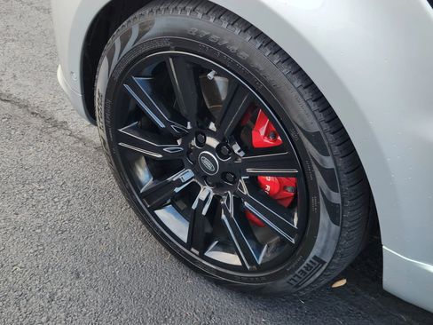 Used 2020 Land Rover Range Rover Sport HST image 6