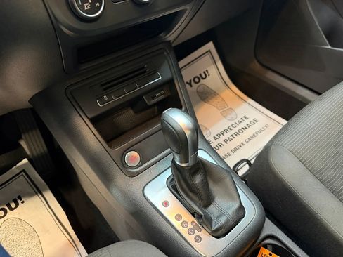 Used 2017 Volkswagen Tiguan Limited w/ Premium Package image 15