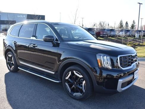 Used 2023 Kia Telluride S w/ S Sunroof Package image 1