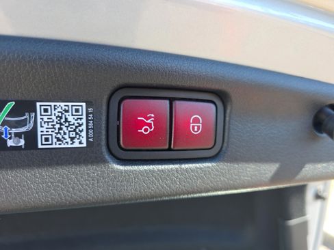 Certified 2025 Mercedes-Benz C 300 C 300 image 5