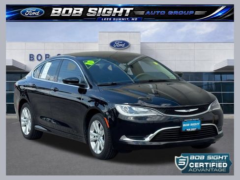 Used 2015 Chrysler 200 Limited FWD image 1