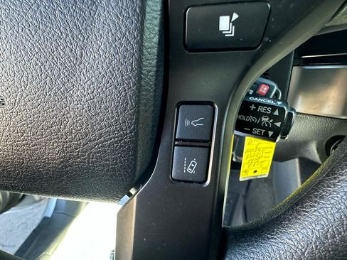 Used 2022 Toyota Tacoma SR5 image 19