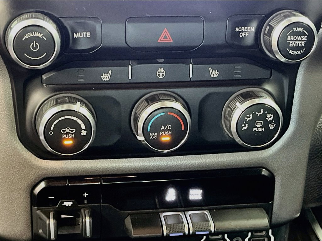 Used 2023 RAM 1500 Big Horn AWD/4WD image 15